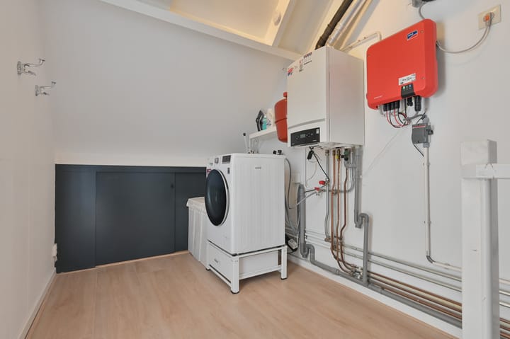 Tussenwoning te koop: Mgr. Noordmanlaan 13B, De Kwakel