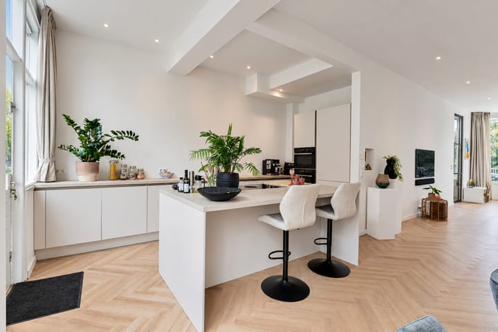 Tussenwoning te koop: Kranenburgweg 16, 'S-Gravenhage