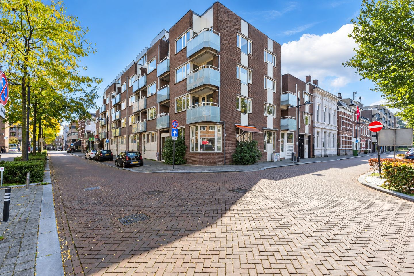 Foto 1 van Emmastraat 68