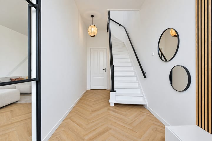 Tussenwoning te koop: Kranenburgweg 16, 'S-Gravenhage