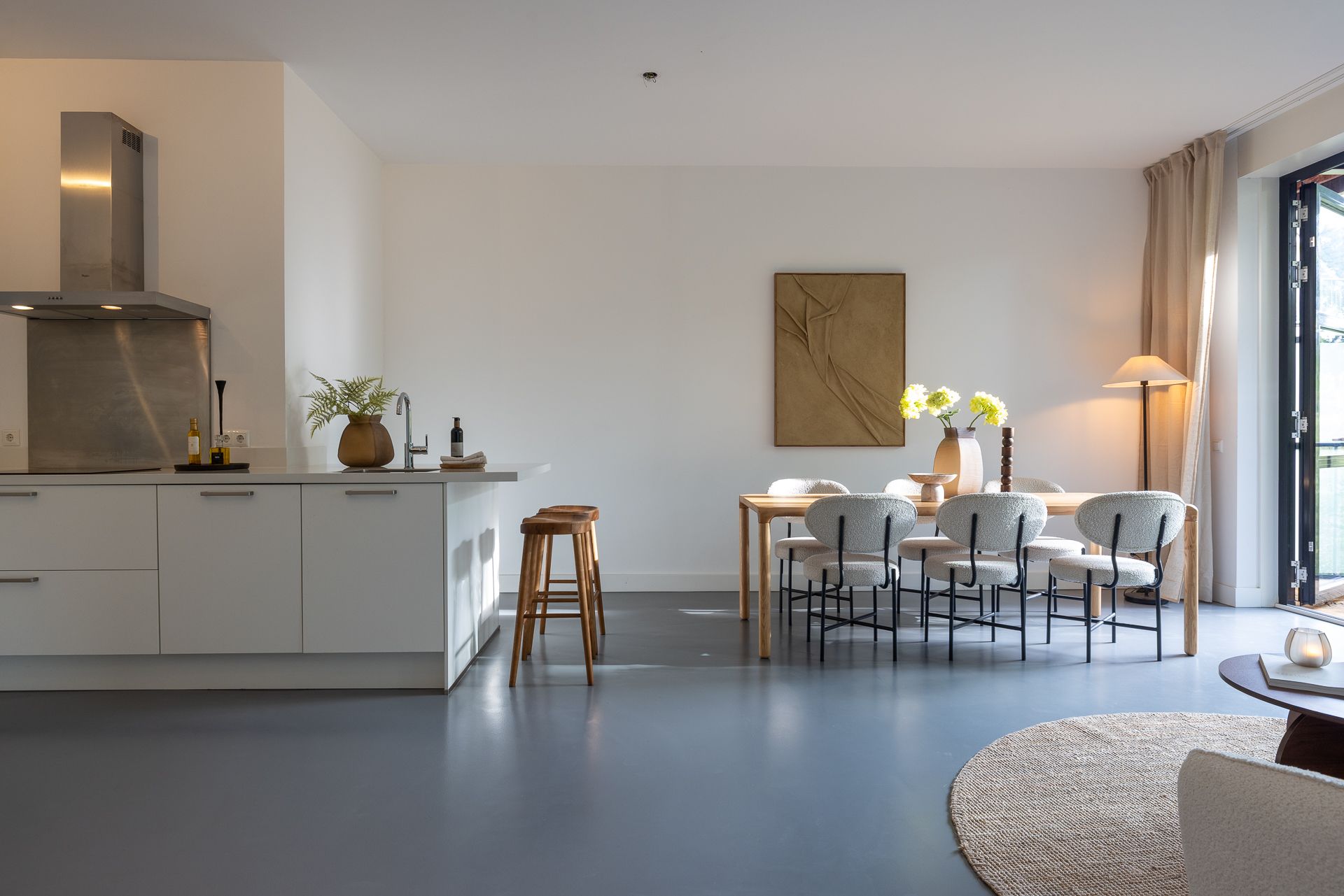 Photo 3 of Herlaerstraat 8-B