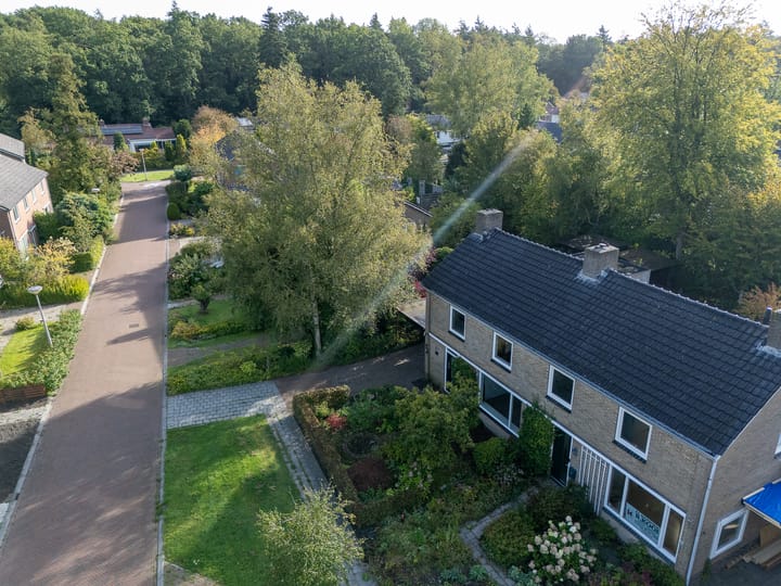 Twee-onder-één-kap te koop: Prins Bernhardlaan 5, Paterswolde