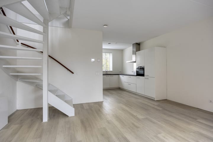 Foto 4 van Asterstraat 4