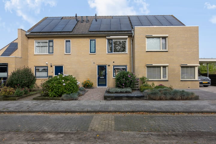 Tussenwoning te koop: Haverhullen 3, Assen