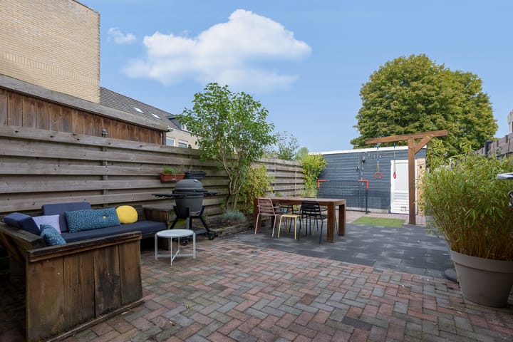 Tussenwoning te koop: Haverhullen 3, Assen