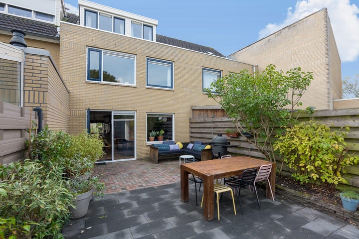 Tussenwoning te koop: Haverhullen 3, Assen