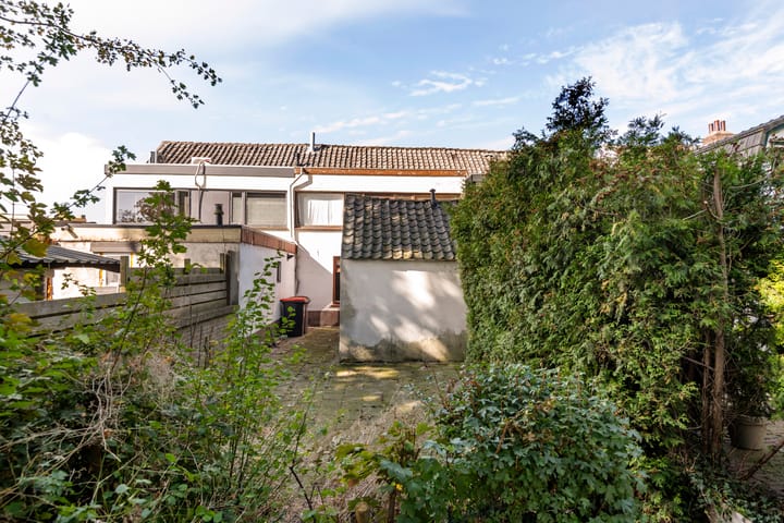 Tussenwoning te koop: Oude Medelsestraat 78, Tiel