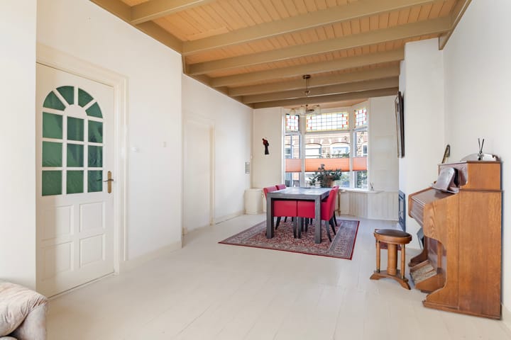 Tussenwoning te koop: van Asbeckstraat 10, Leeuwarden