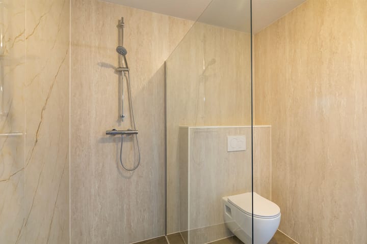Appartement te koop: Aleyda van Raephorstlaan 151, Rotterdam