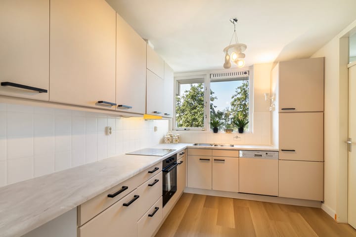 Appartement te koop: Aleyda van Raephorstlaan 151, Rotterdam