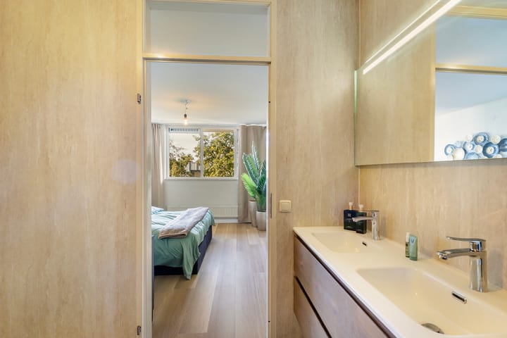 Appartement te koop: Aleyda van Raephorstlaan 151, Rotterdam