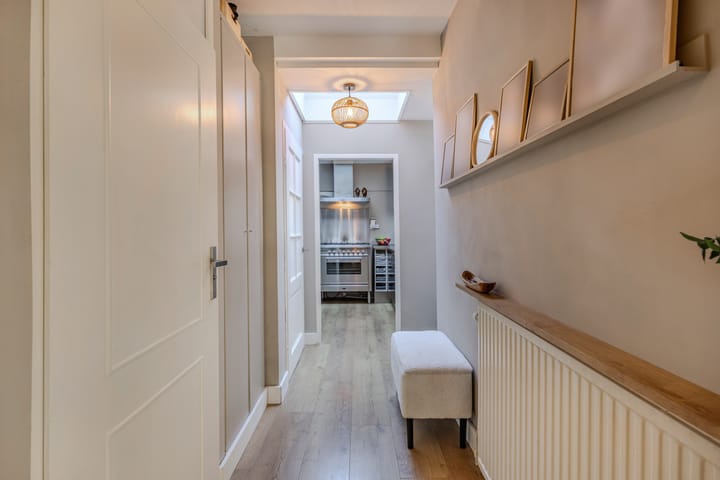 Tussenwoning te koop: Salamander 42, Huizen