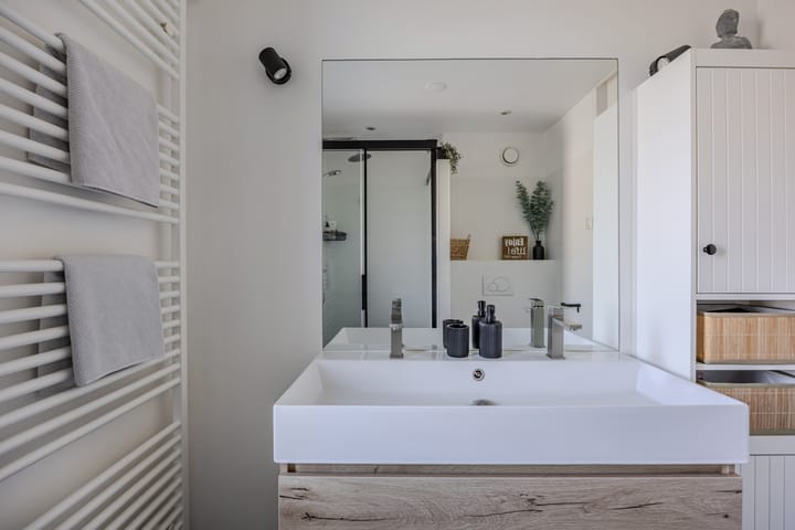 Tussenwoning te koop: Salamander 42, Huizen