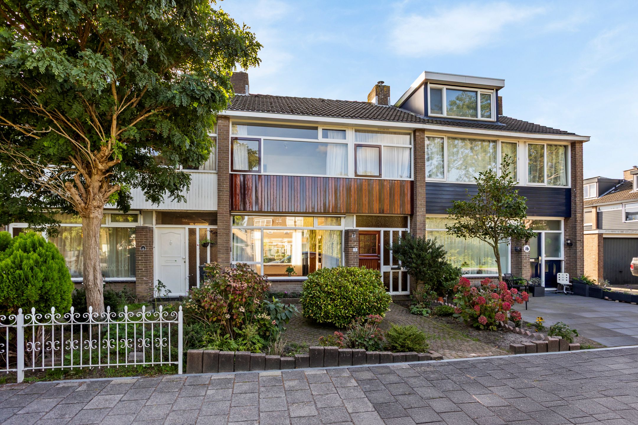 Graaf Engelbrechtlaan 15 