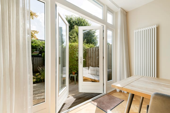 Tussenwoning te koop: Borchsatelaan 136, Rotterdam