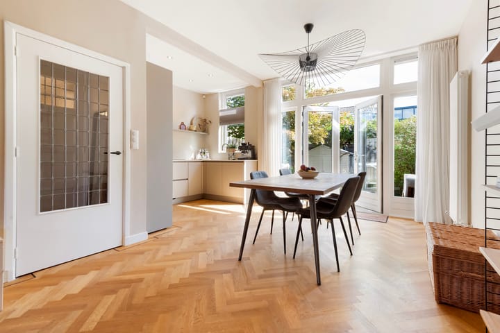 Tussenwoning te koop: Borchsatelaan 136, Rotterdam