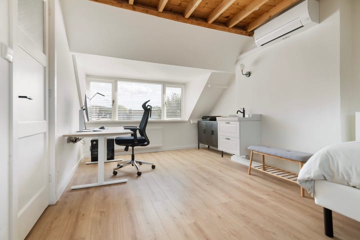 Tussenwoning te koop: Borchsatelaan 136, Rotterdam