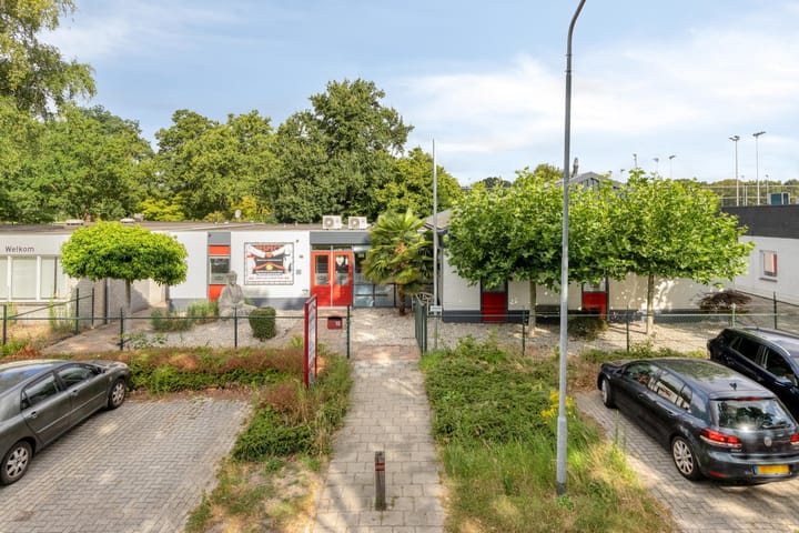 Hockeyweg 10, Uden