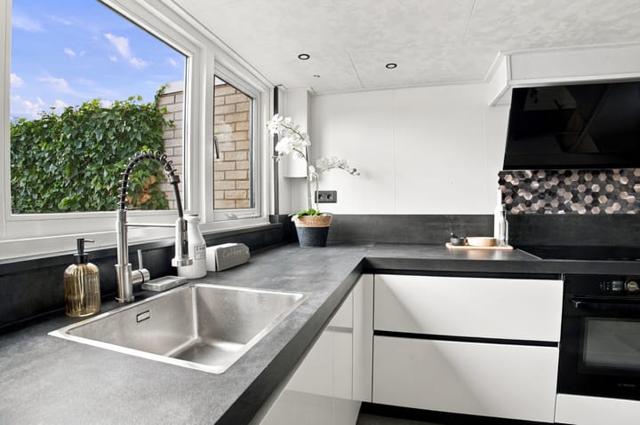 Tussenwoning te koop: Blauwe Reiger 38, Lathum