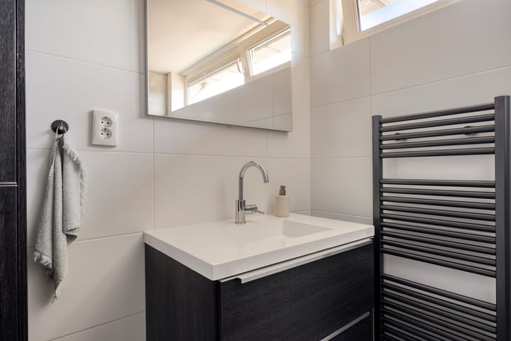 Tussenwoning te koop: Jan Pietersz. Coenstraat 19, Best