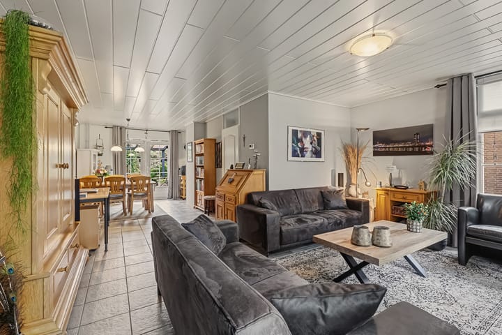 Tussenwoning te koop: Klingerbergsingel 235, Venlo