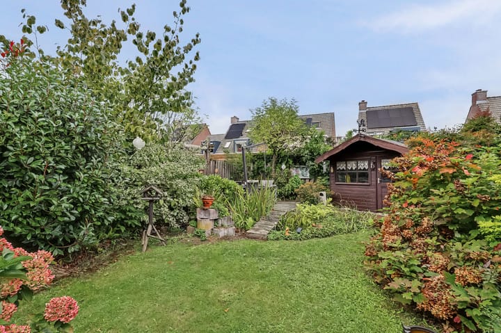 Tussenwoning te koop: Klingerbergsingel 235, Venlo