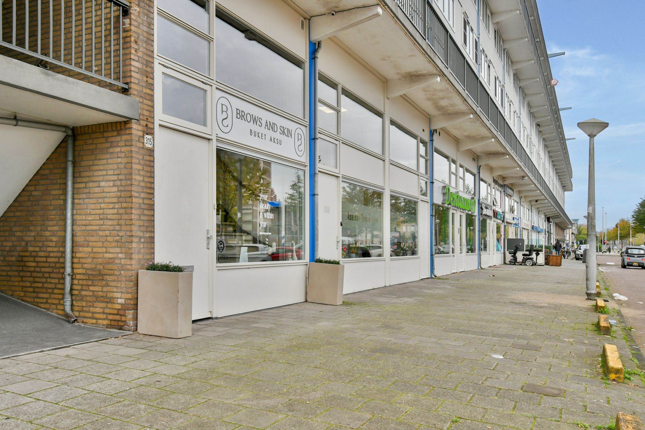 Photo 18 of Pieter Calandlaan 235
