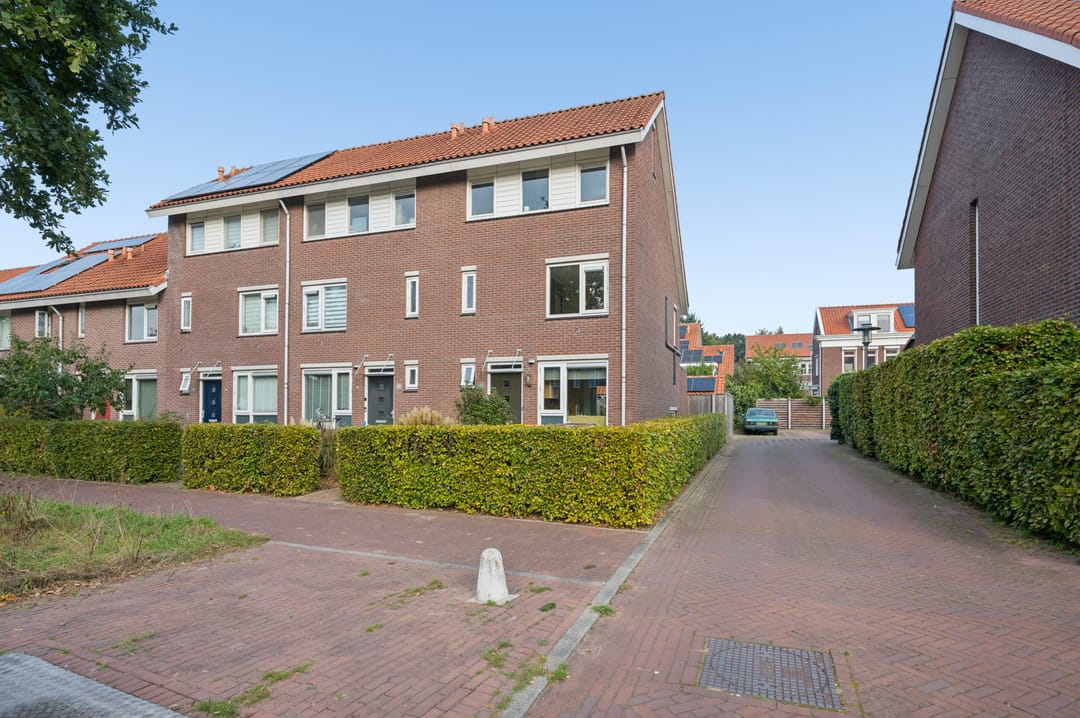 Photo 37 of Stakenberg 32