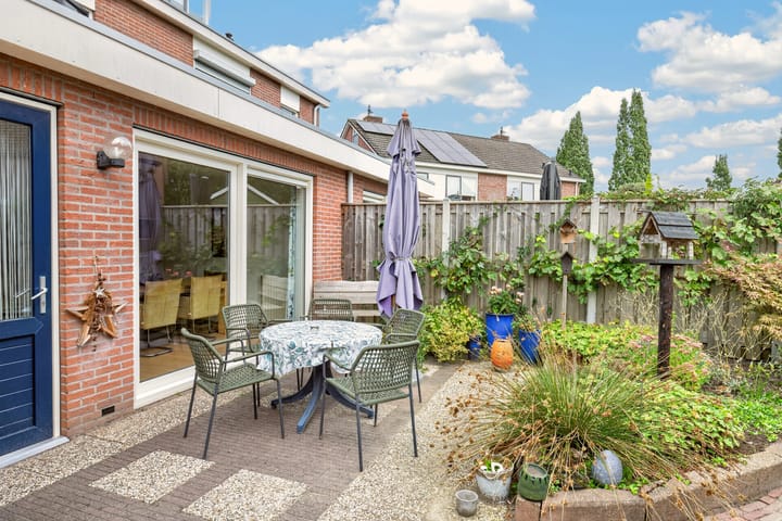 Tussenwoning te koop: Punterstraat 7, Lemelerveld