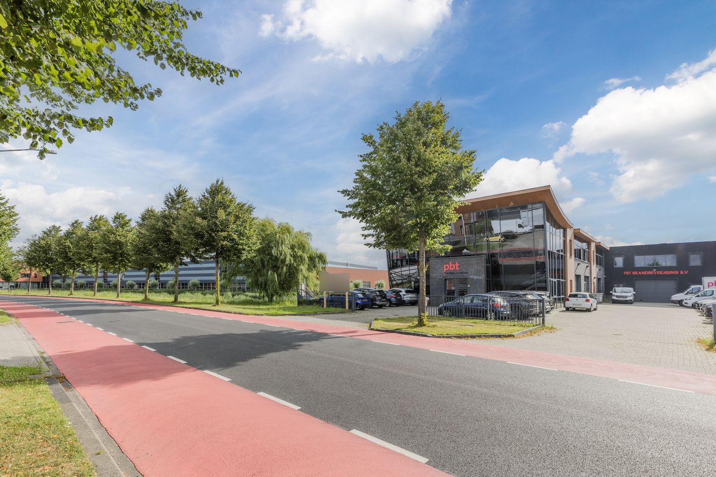 Bekijk foto 4 van Newtonstraat 44