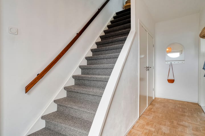 Tussenwoning te koop: De Savornin Lohmanlaan 52, Zwolle