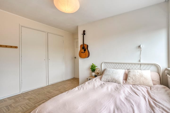 Tussenwoning te koop: De Savornin Lohmanlaan 52, Zwolle