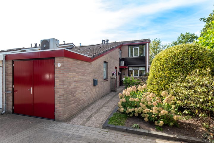Hoekwoning te koop: Rabbi Keizerstraat 2, Rijssen