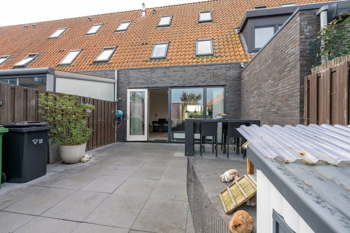 Tussenwoning te koop: Borghesepark 45, Purmerend