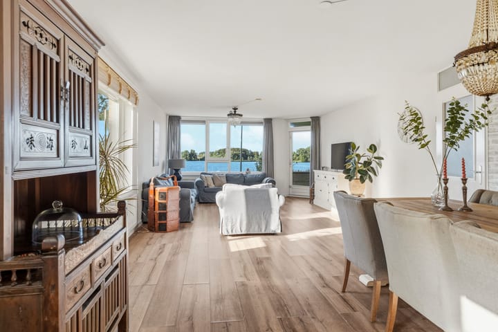 Appartement te koop: Fellinilaan 342, Almere