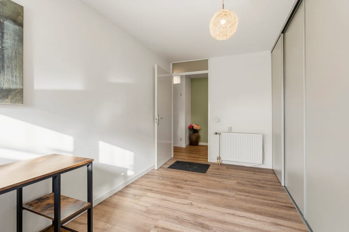 Appartement te koop: Fellinilaan 342, Almere