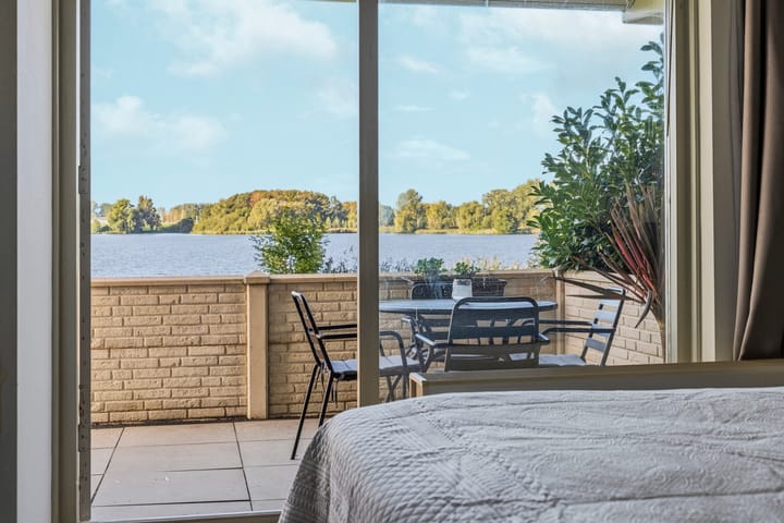 Appartement te koop: Fellinilaan 342, Almere