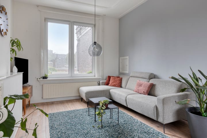 Tussenwoning te koop: Pierre Cuypersstraat 12, Roermond
