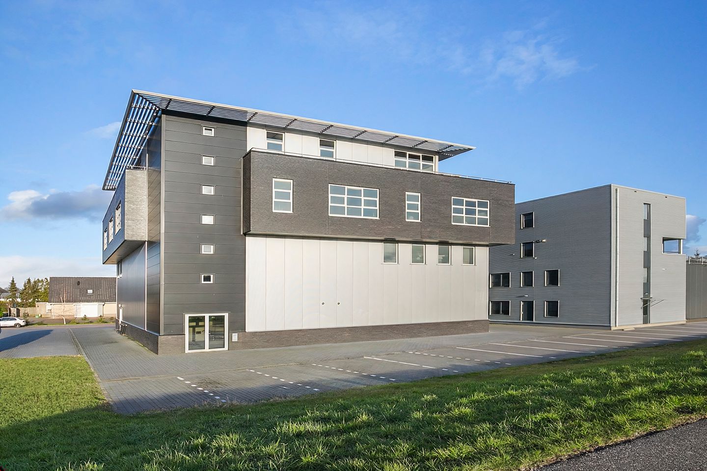 View photo 5 of Industrieweg 38