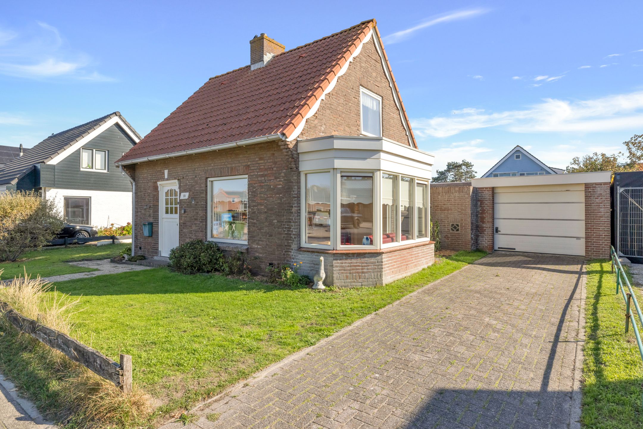 Photo 3 of Schoolstraat 10