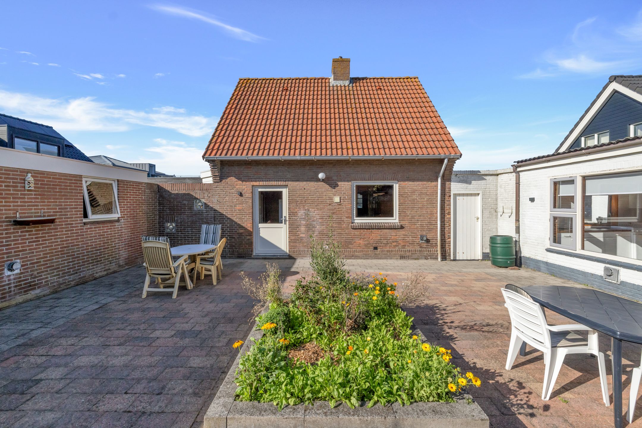 Photo 33 of Schoolstraat 10