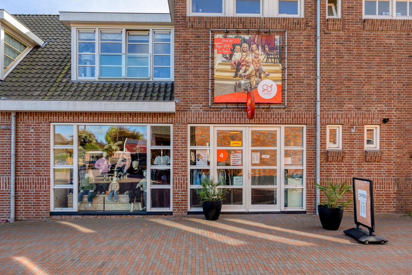 Bekijk foto 3 van Theresiaplein 4
