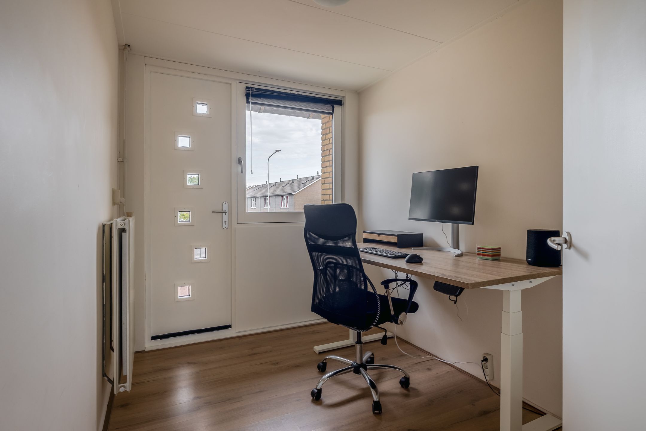 Photo 33 of Botter 24