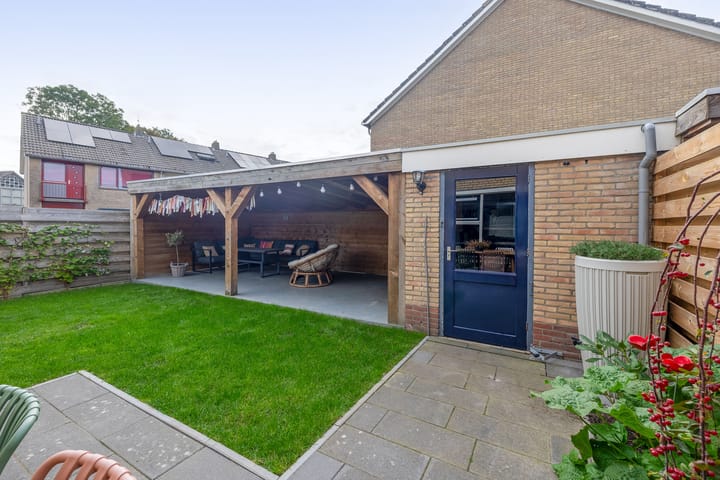 Hoekwoning te koop: Botter 24, Lemmer