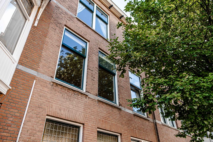 Appartement te koop: Van Beverningkstraat 107, 'S-Gravenhage