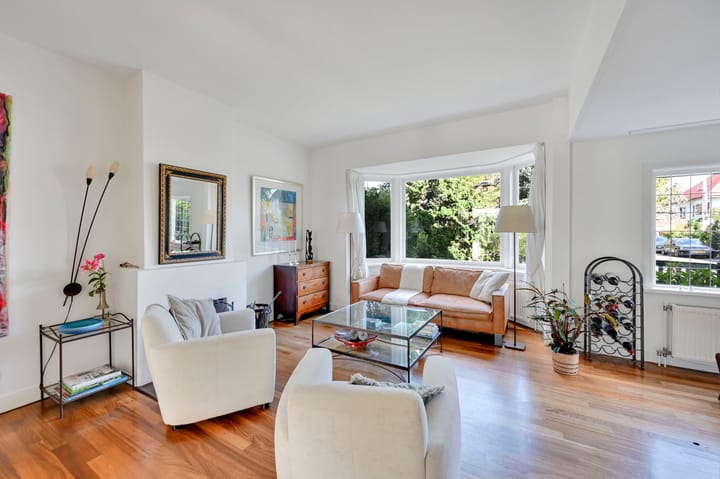Twee-onder-één-kap te koop: Park Vronesteyn 22, Voorburg