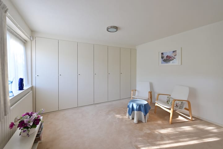 Hoekwoning te koop: Moerbeilaan 70, Hilversum
