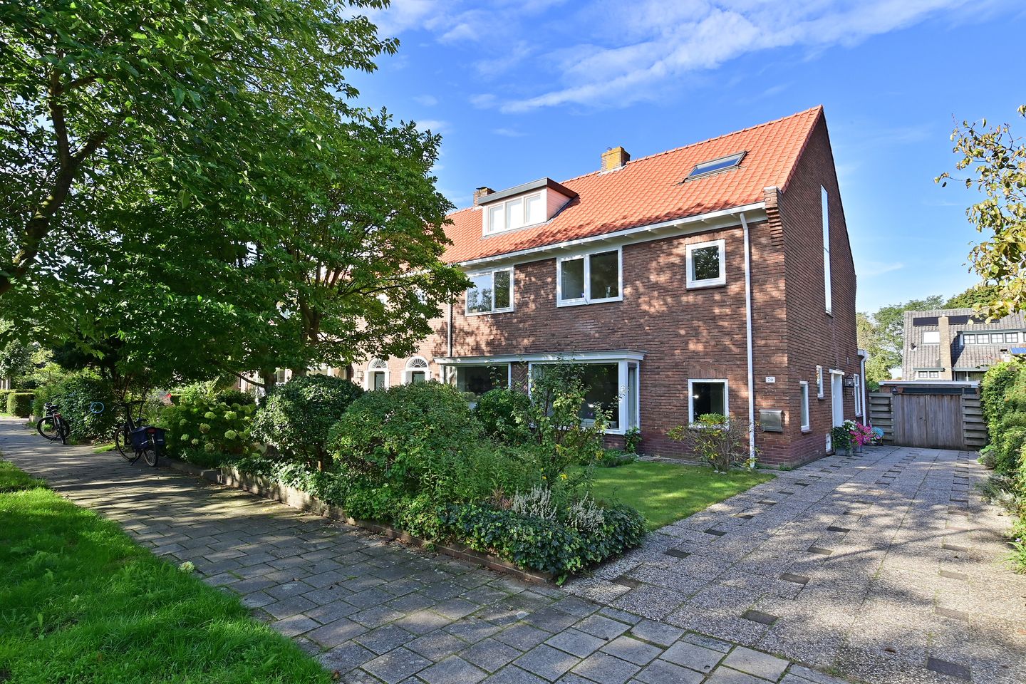 Foto 19 van Moerbeilaan 70