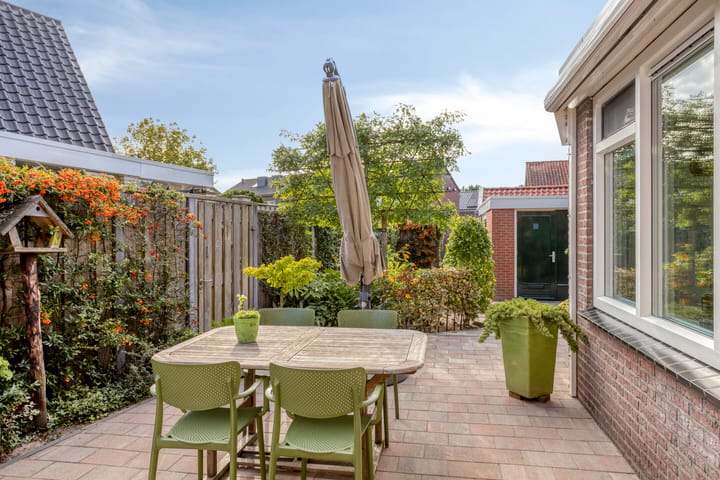 Hoekwoning te koop: Anjerstraat 61, Oldenzaal