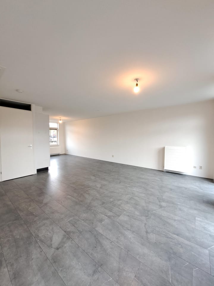 Tussenwoning te huur: Hanumanpad 2, Almere